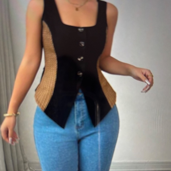 FRONT BUTTON VEST - Picture 4 of 4